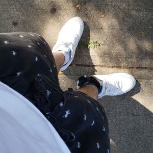 Meet your Posher, Adrian